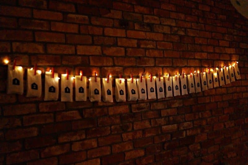 kalendarz adwentowy z woreczków śniadaniowych