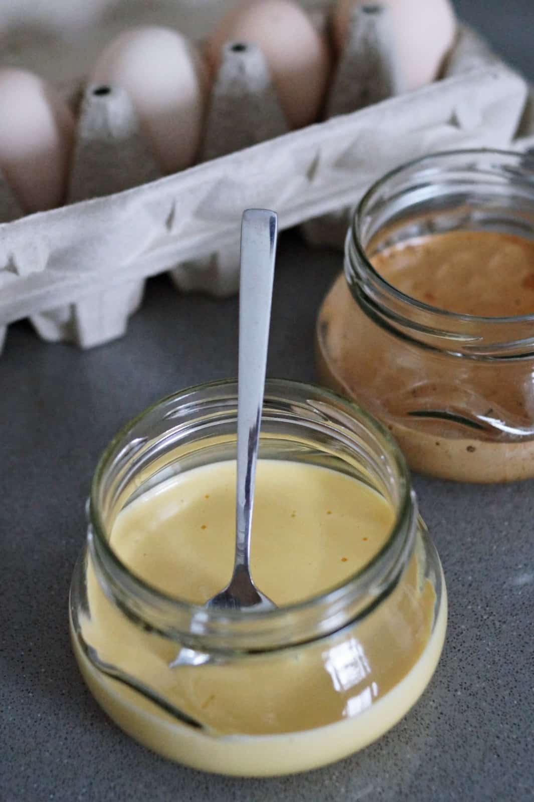 bezpieczny kogel mogel w kąpieli wodnej